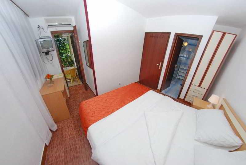 Guest House Elena Ilha Sveti Stefan Exterior foto